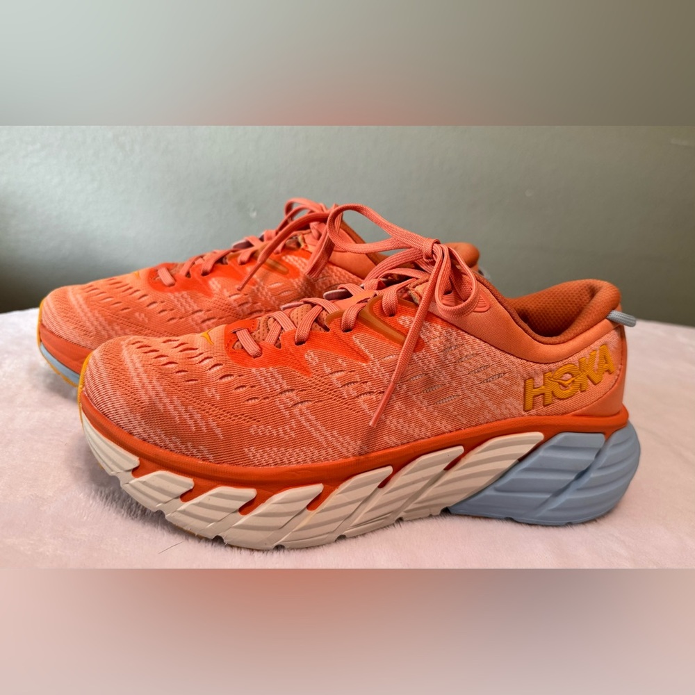 Hoka Gaviota 4 sneakers women’s size 8 - Picture 3 of 3